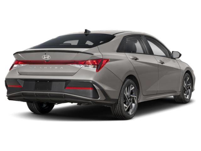 Used 2025 Abyss Black Hyundai SEL Sport image 5