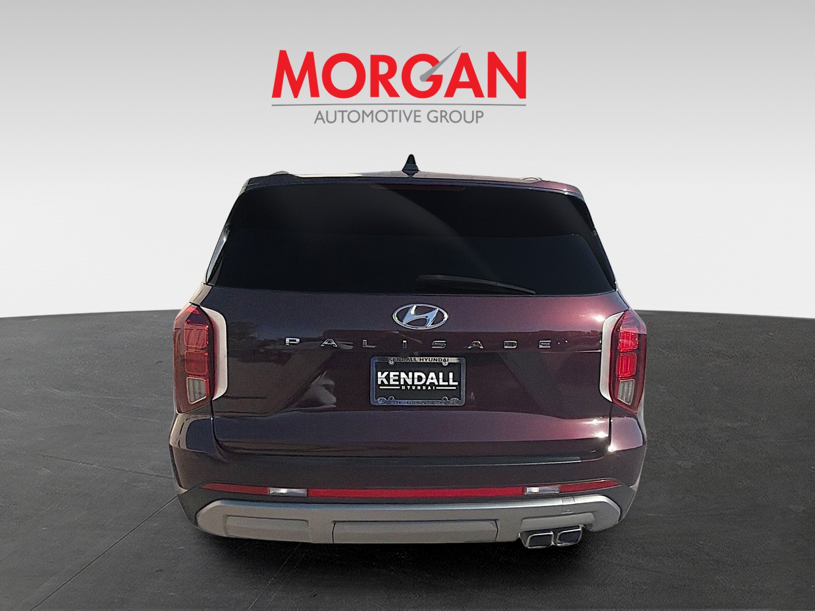 Used 2023 Sierra Burgundy Hyundai SEL image 5