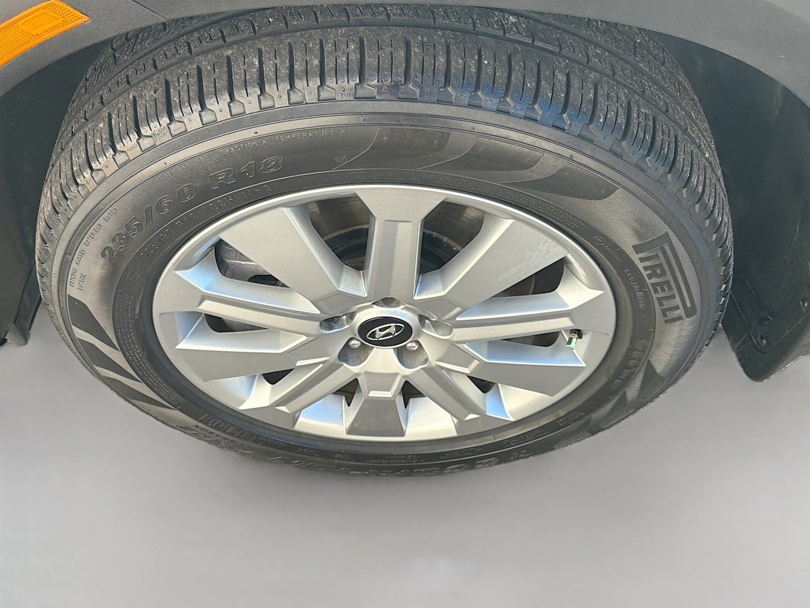 Used 2023 Sierra Burgundy Hyundai SEL image 35