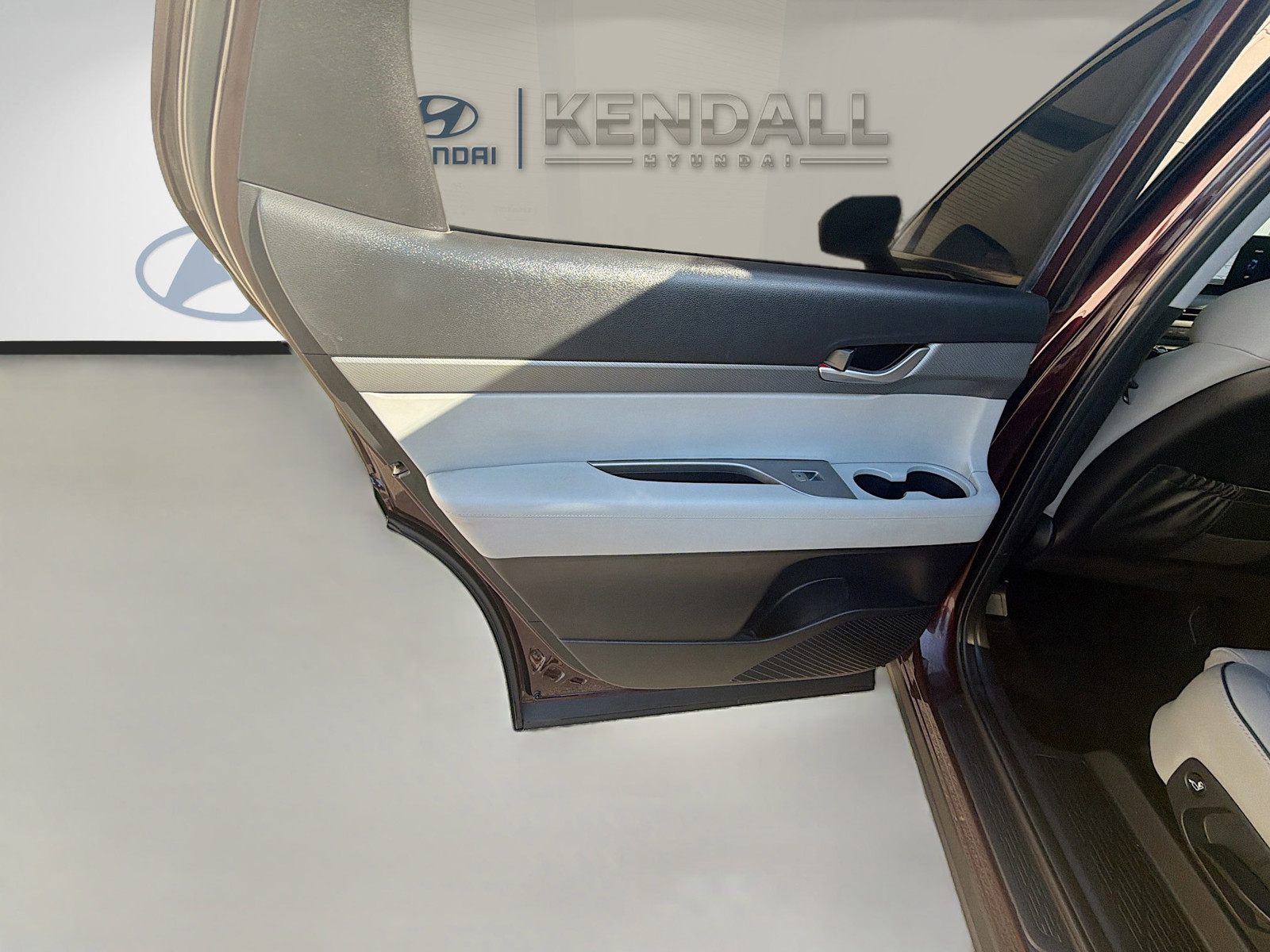 Used 2023 Sierra Burgundy Hyundai SEL image 24