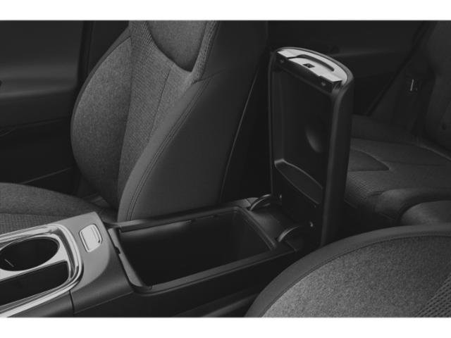 Used 2021 Shimmering Silver Hyundai SE image 17