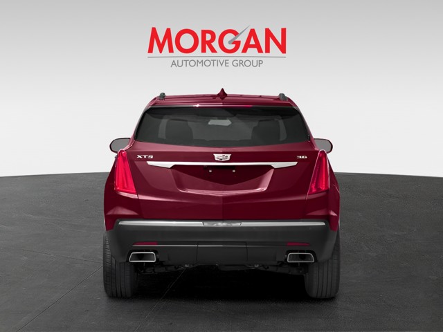 Used 2019 Harbor Blue Metallic Cadillac FWD image 8