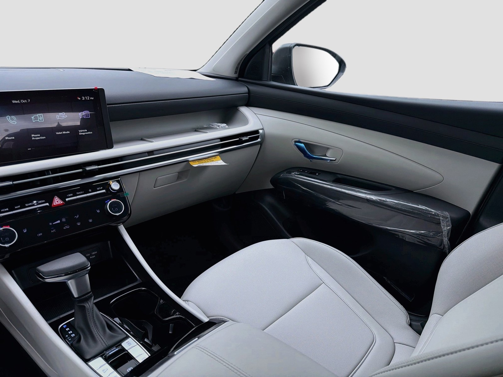 New 2026 Shimmering Silver Hyundai SEL Plus image 17