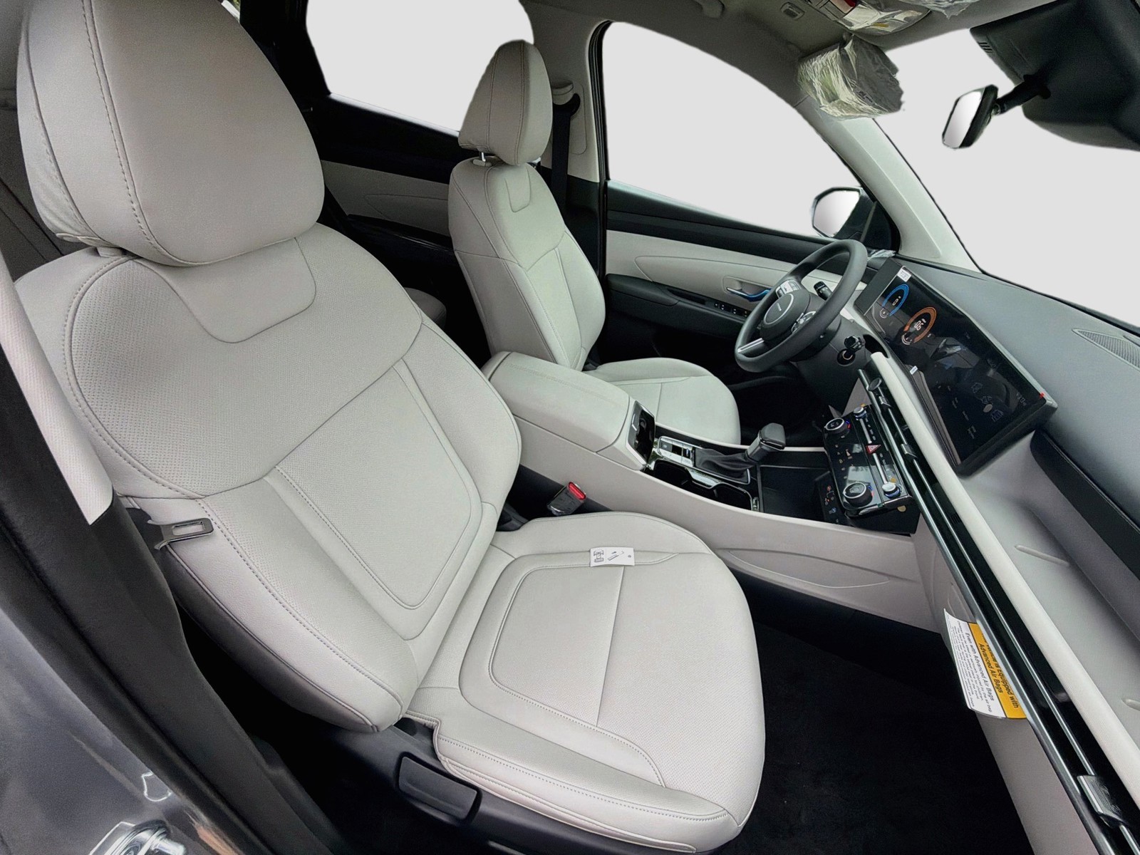 New 2026 Shimmering Silver Hyundai SEL Plus image 22