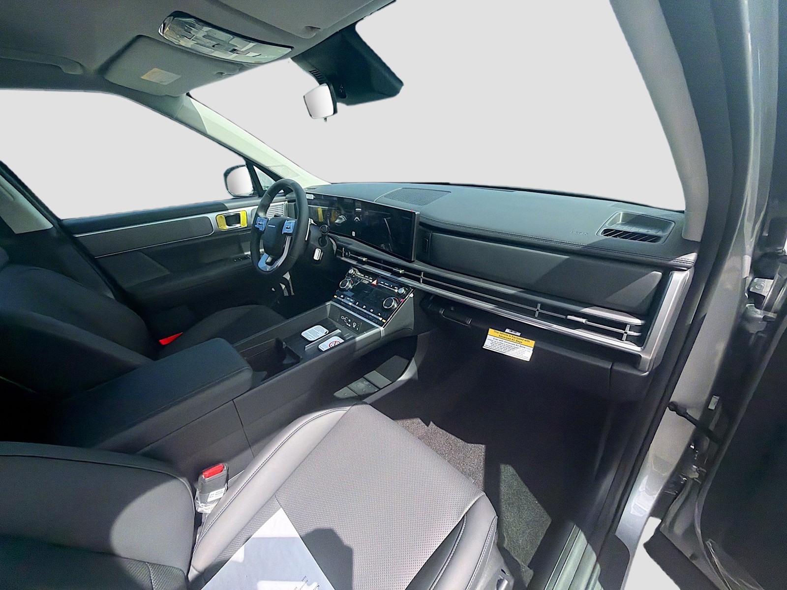 New 2026 Shimmering Silver Hyundai SEL image 21