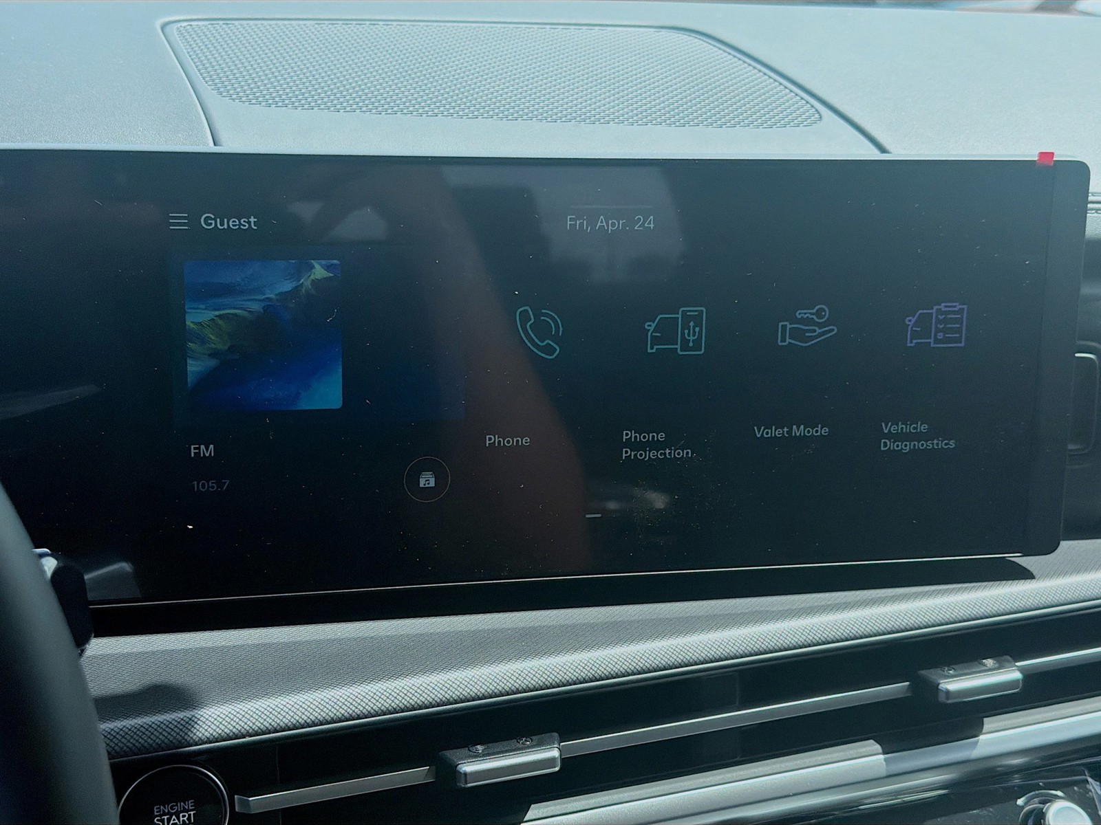 New 2026 Shimmering Silver Hyundai SEL image 11