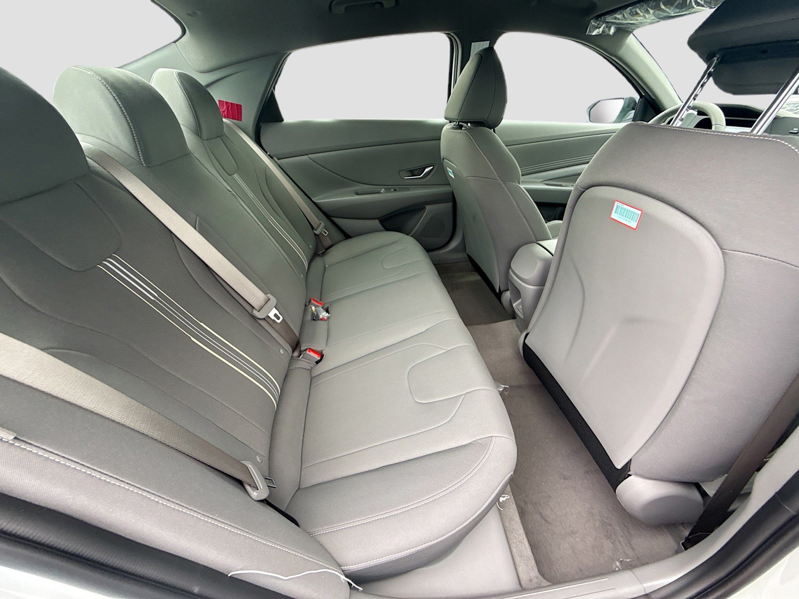 New 2026 Serenity White Hyundai SEL Sport image 19