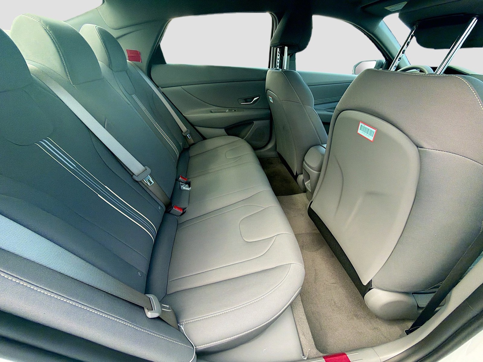 New 2026 Serenity White Pearl Hyundai SEL Sport image 19