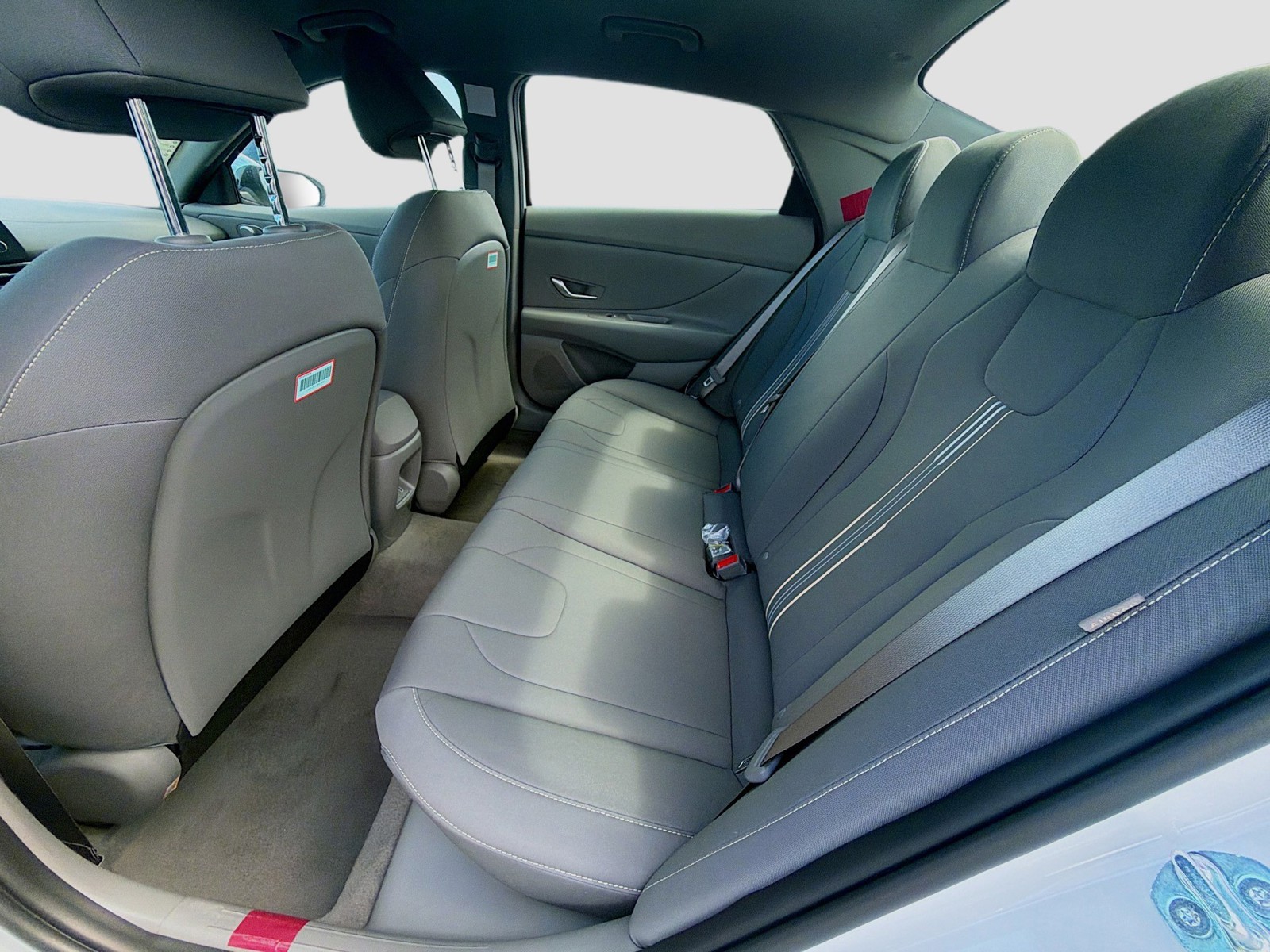 New 2026 Serenity White Pearl Hyundai SEL Sport image 17