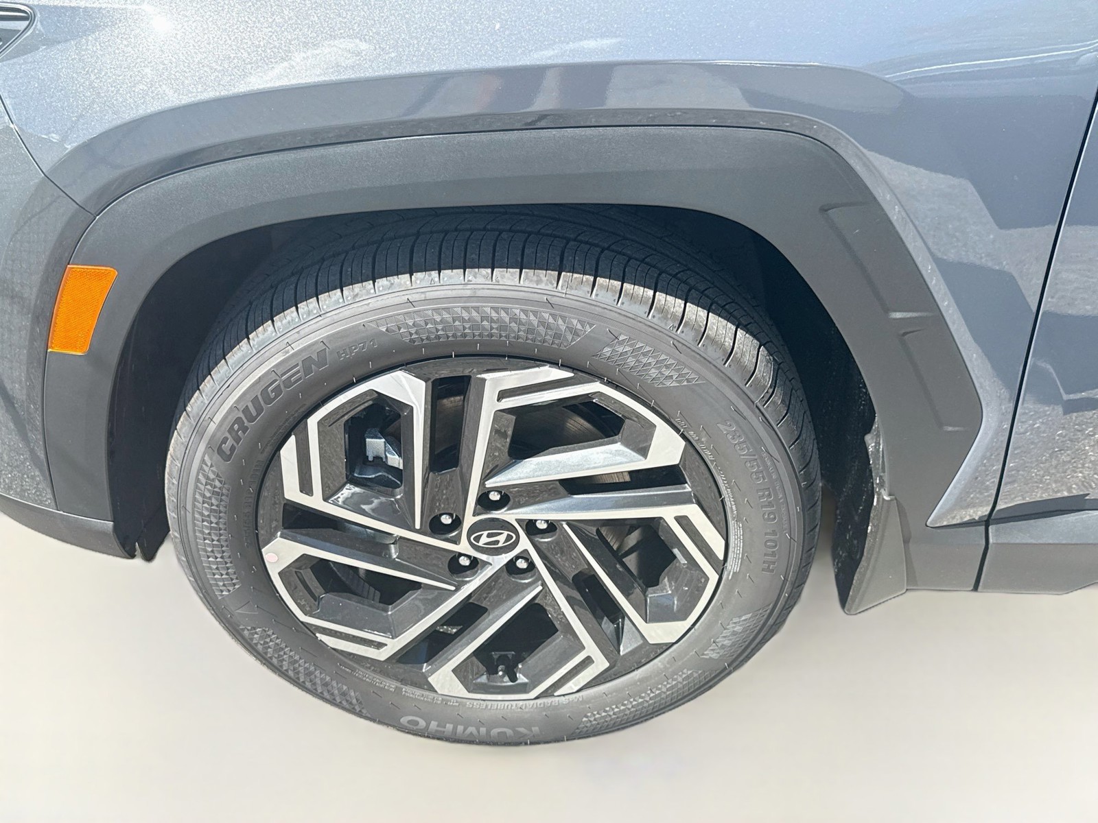 New 2026 Hampton Gray Hyundai SEL Plus image 24