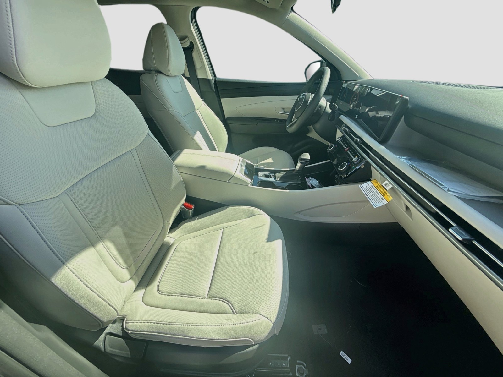 New 2026 Hampton Gray Hyundai SEL Plus image 21