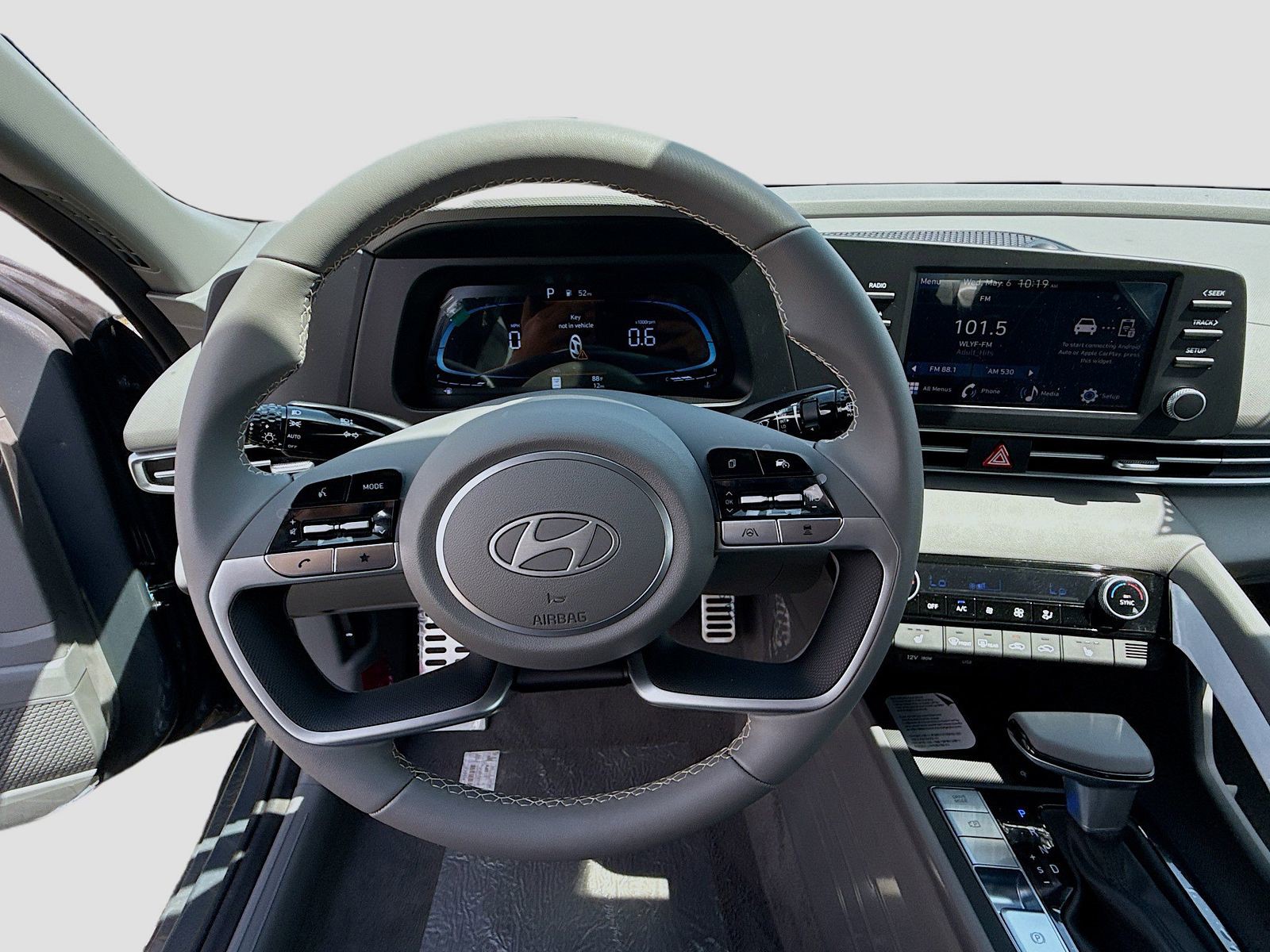New 2026 Ecotronic Gray Hyundai SEL Sport Premium image 8