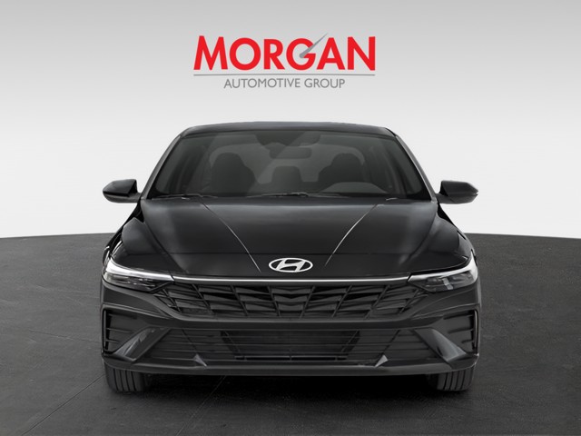 New 2026 Serenity White Hyundai SE image 7