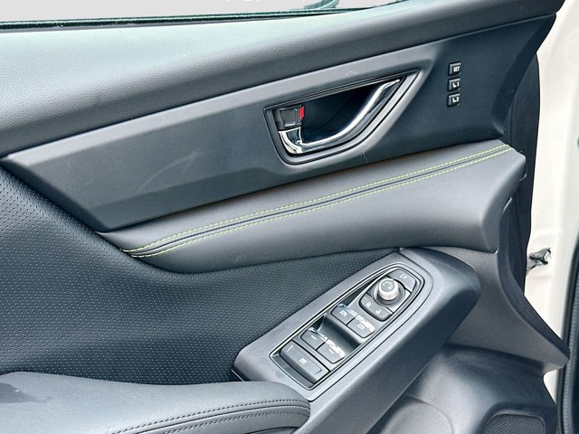 New 2025 White Subaru Onyx Edition Touring image 18