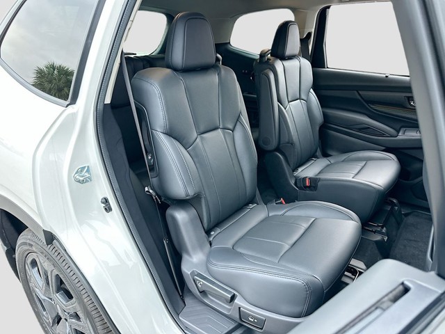 New 2025 White Subaru Onyx Edition Touring image 30