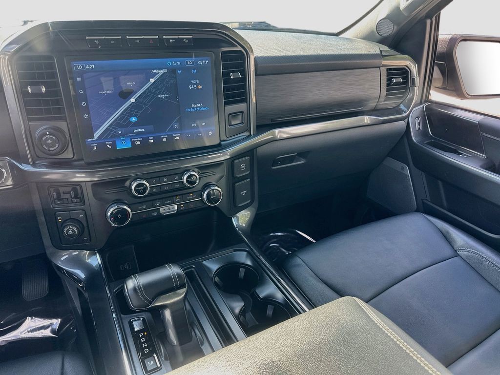 Used 2023 White Ford XLT image 25