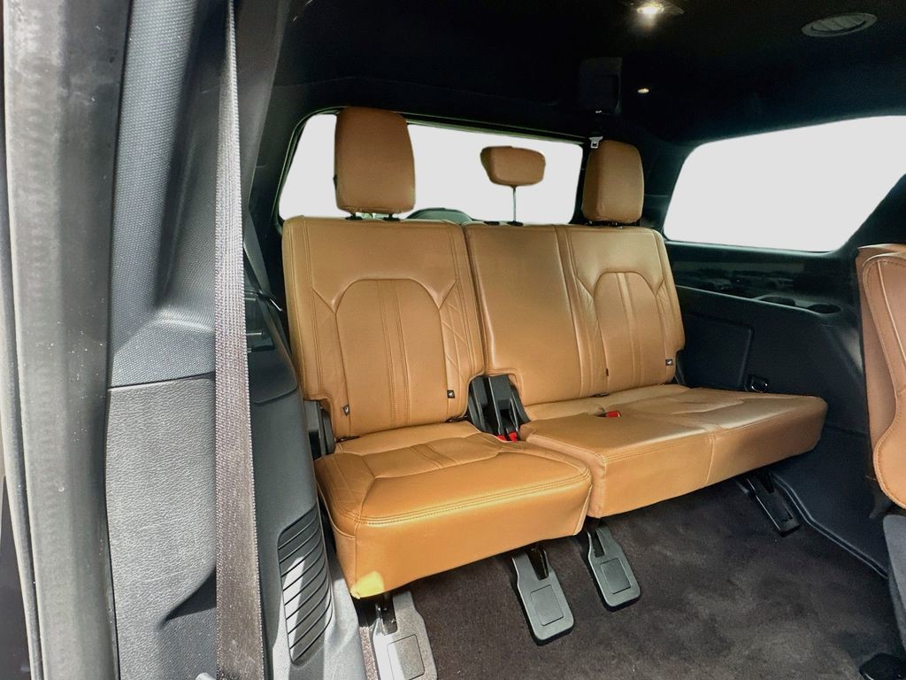 Used 2022 Black Ford Platinum image 29