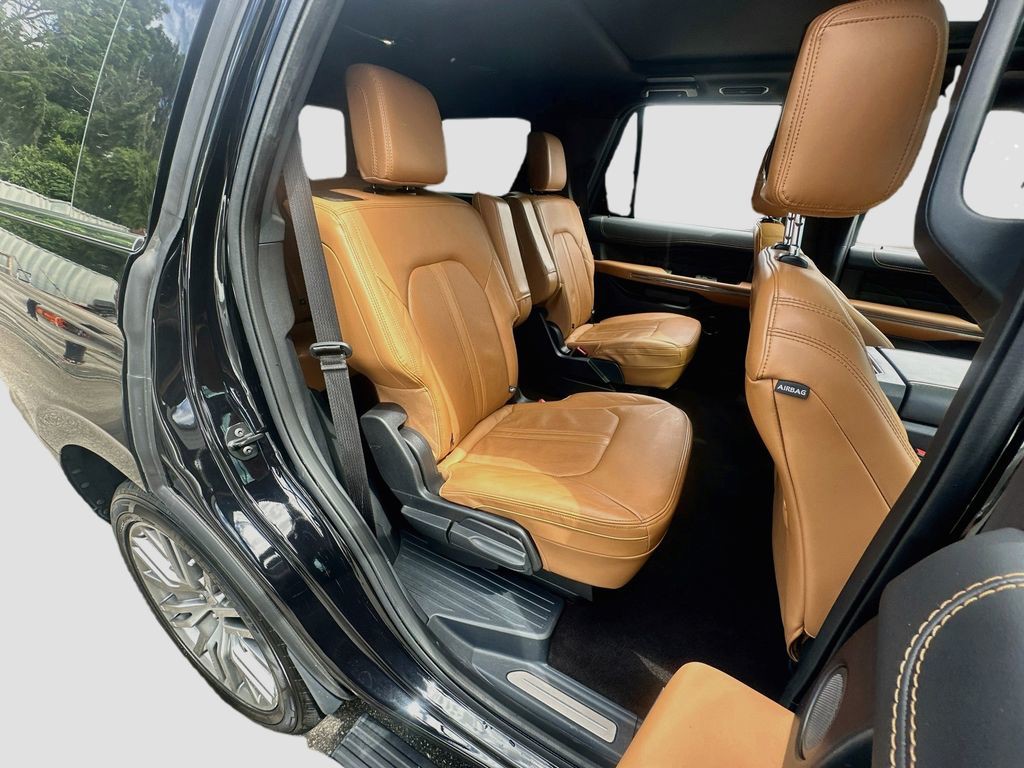 Used 2022 Black Ford Platinum image 30