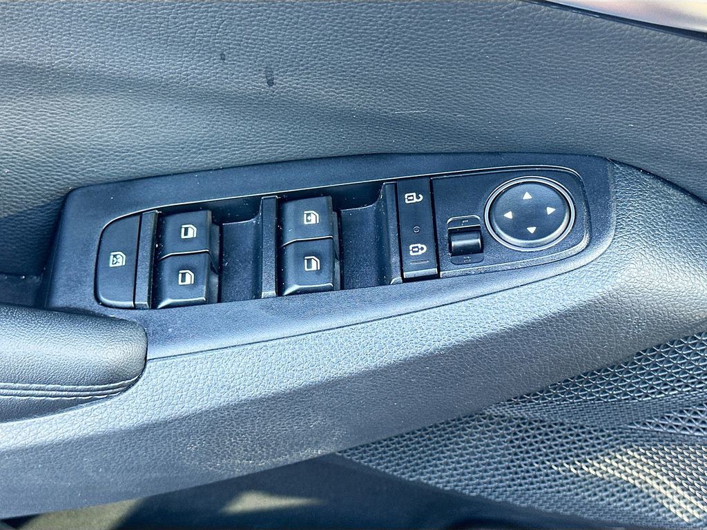 Certified Used 2022 Orange Kia S image 18