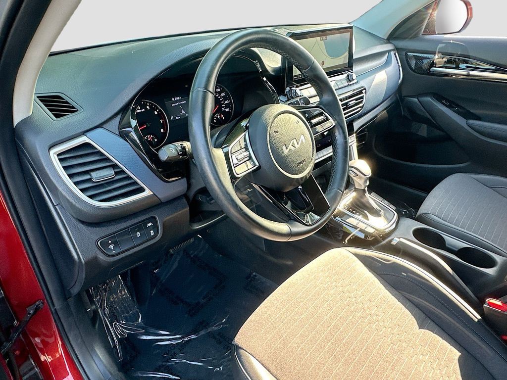 Certified Used 2022 Orange Kia S image 9