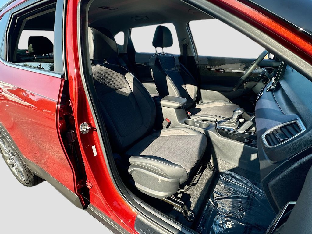 Certified Used 2022 Orange Kia S image 26