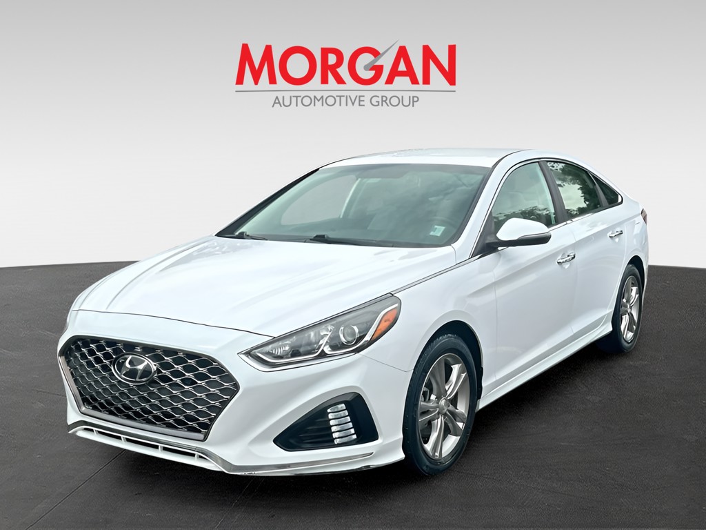Used 2019 White Hyundai SEL image 3