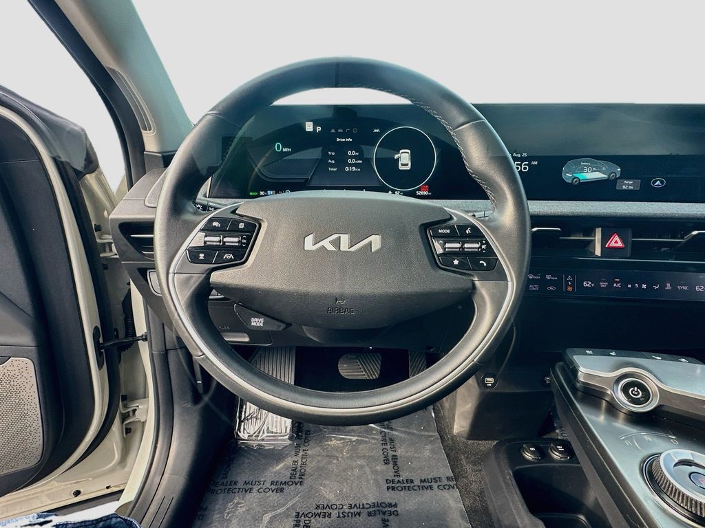 Certified Used 2023  Kia Wind image 11