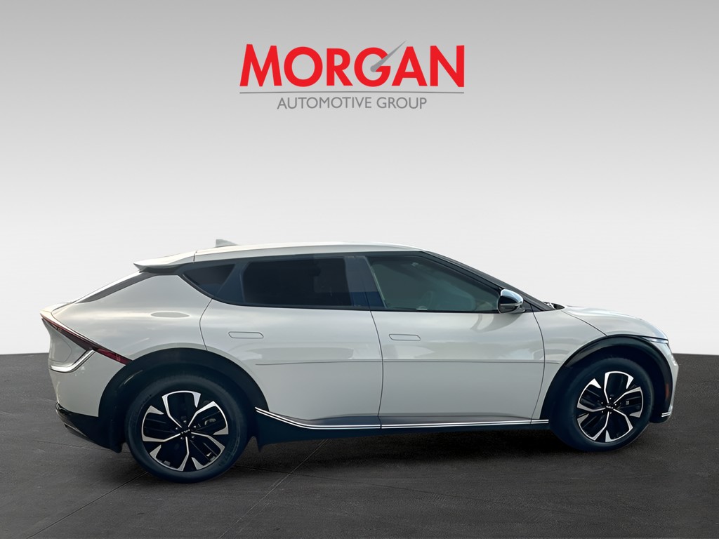 Certified Used 2023  Kia Wind image 8