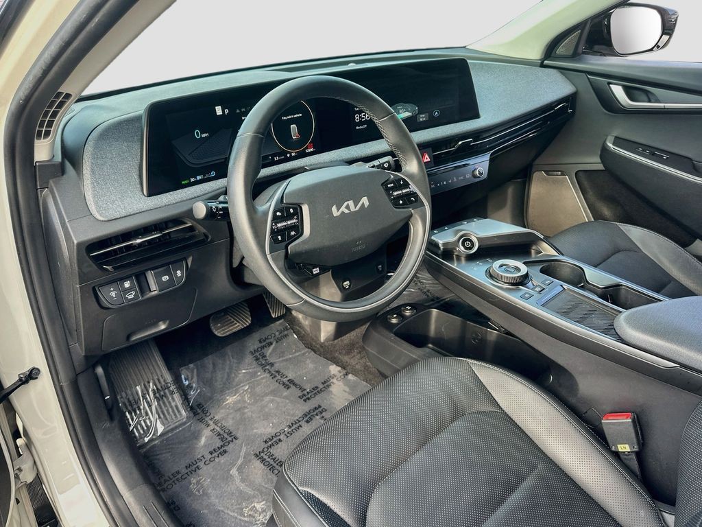Certified Used 2023  Kia Wind image 9
