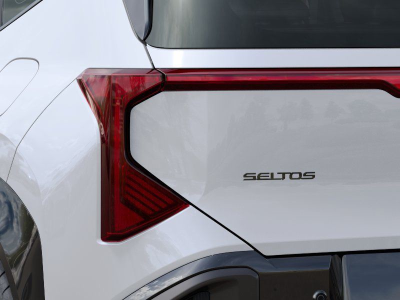 New 2027 White Kia X-Line image 11