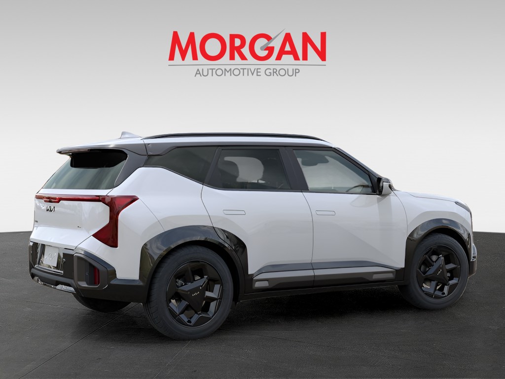 New 2027 White Kia X-Line image 6
