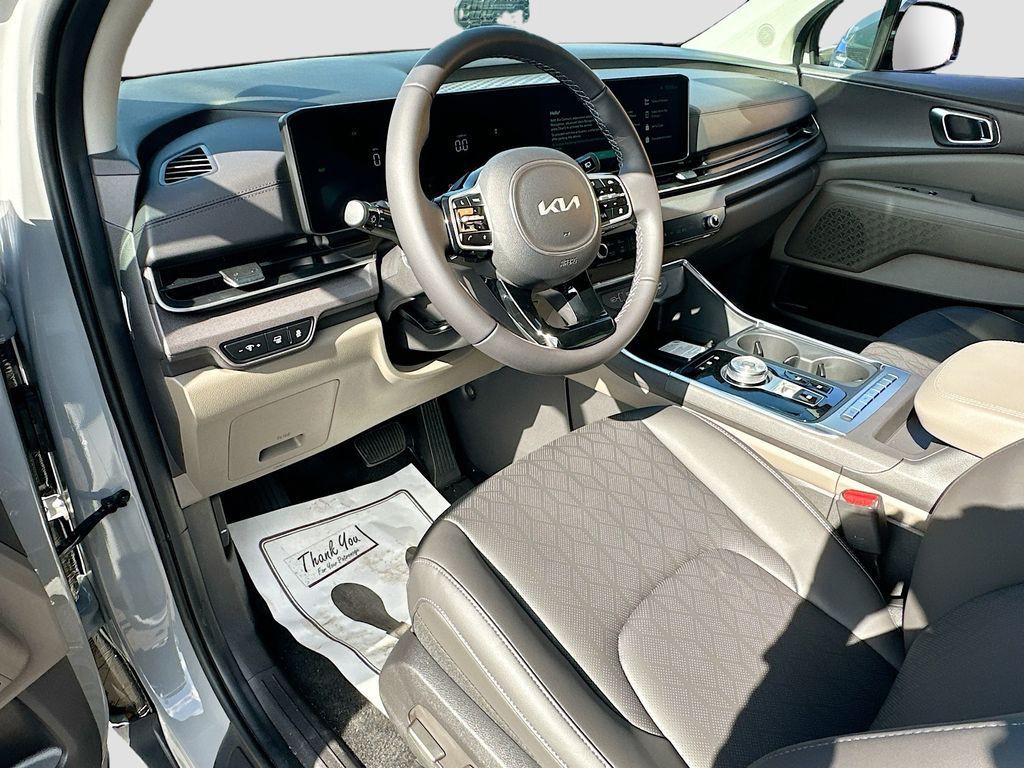 New 2026 White Kia EX image 9