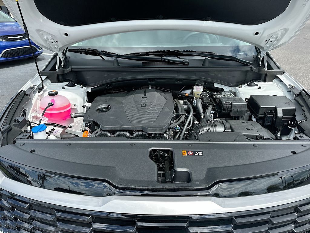 New 2026 White Kia EX image 29