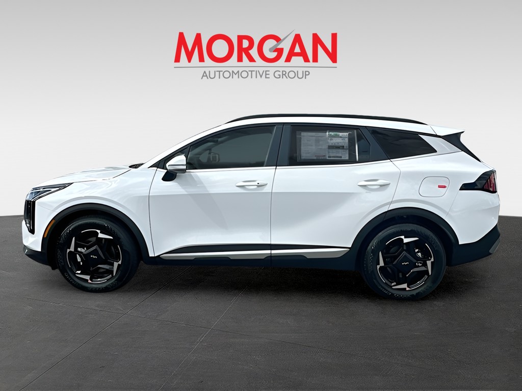 New 2026 White Kia EX image 4