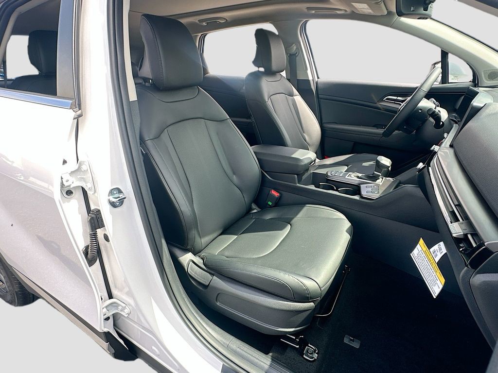 New 2026 White Kia EX image 27