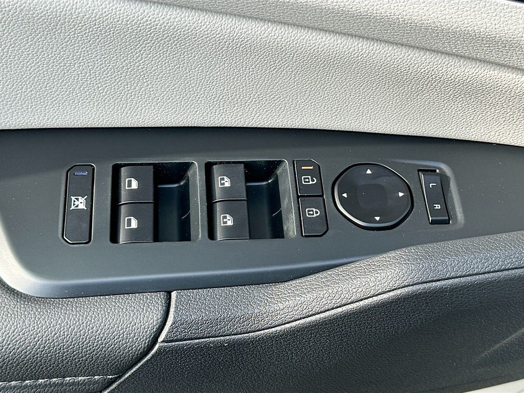 New 2026 Black Kia EX image 17