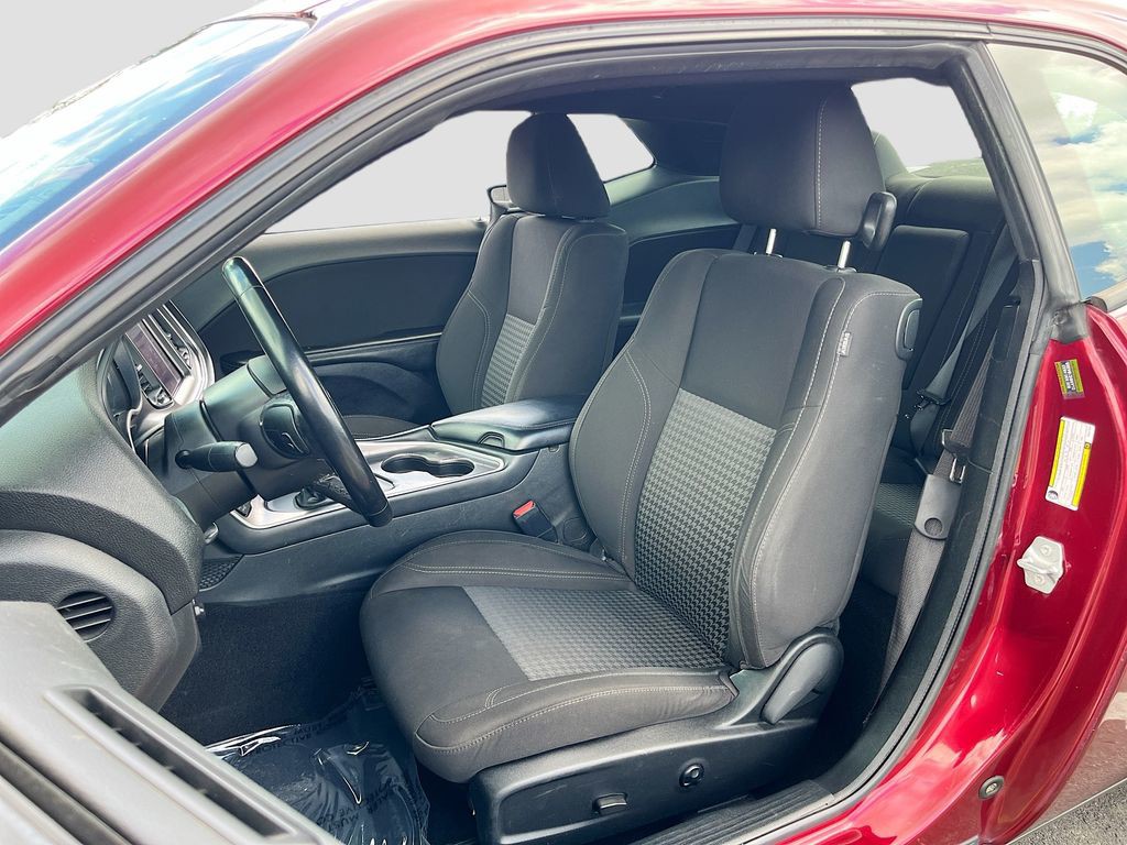 Used 2021 Red Dodge SXT image 21