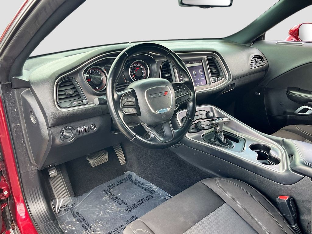 Used 2021 Red Dodge SXT image 9