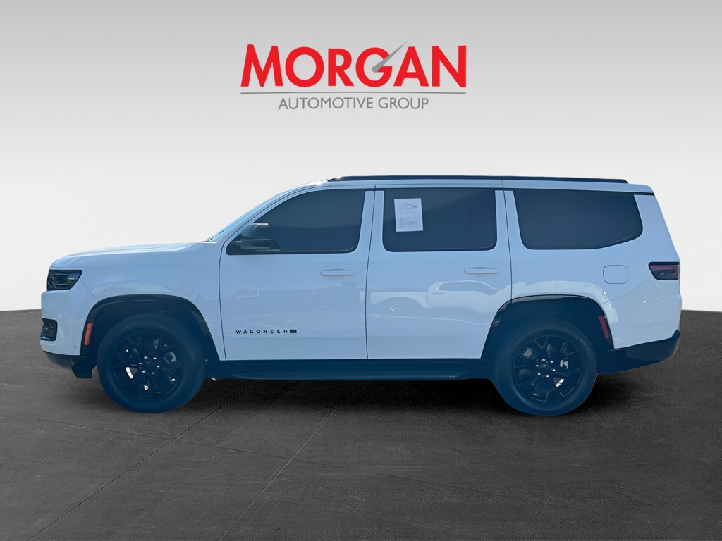 Used 2025 White Jeep Series II image 4