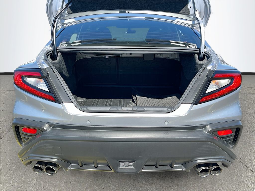 Used 2022 Silver Subaru GT image 27