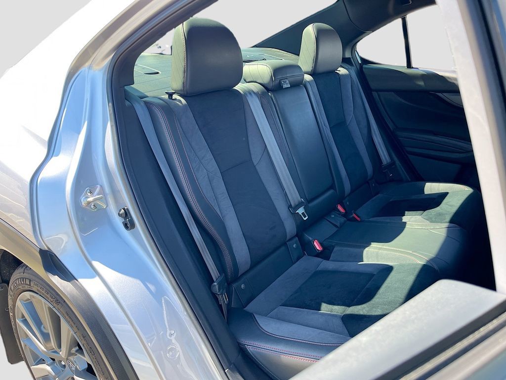 Used 2022 Silver Subaru GT image 28
