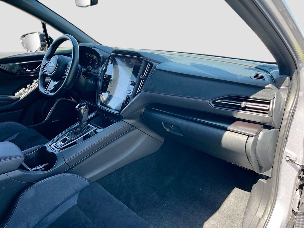 Used 2022 Silver Subaru GT image 30