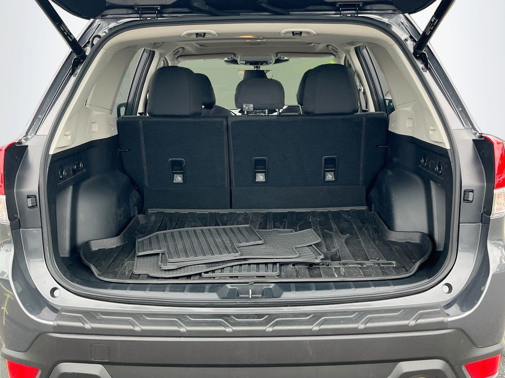Used 2023 Gray Subaru Premium image 25