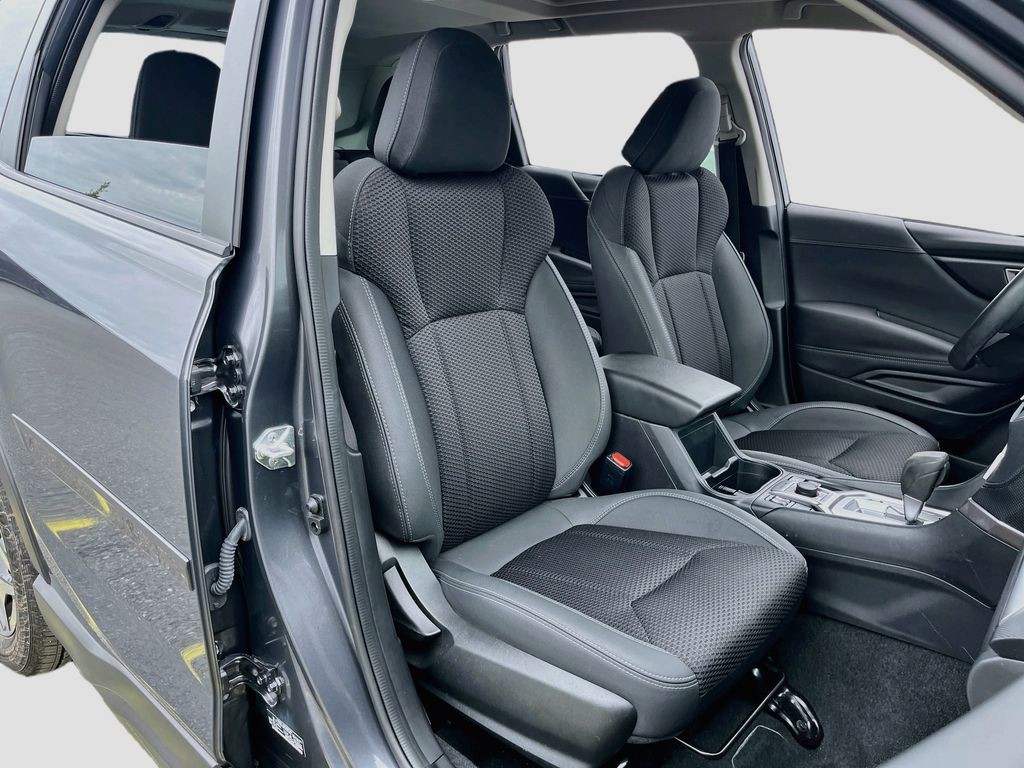 Used 2023 Gray Subaru Premium image 27
