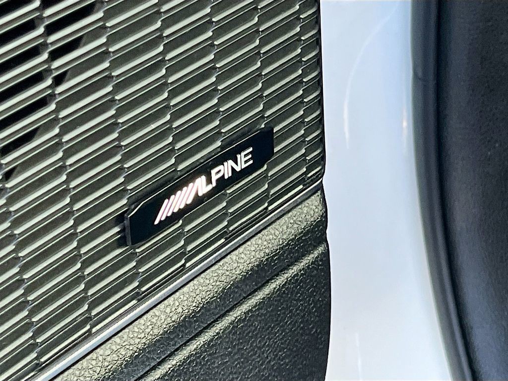 Used 2024 White Jeep Summit image 19