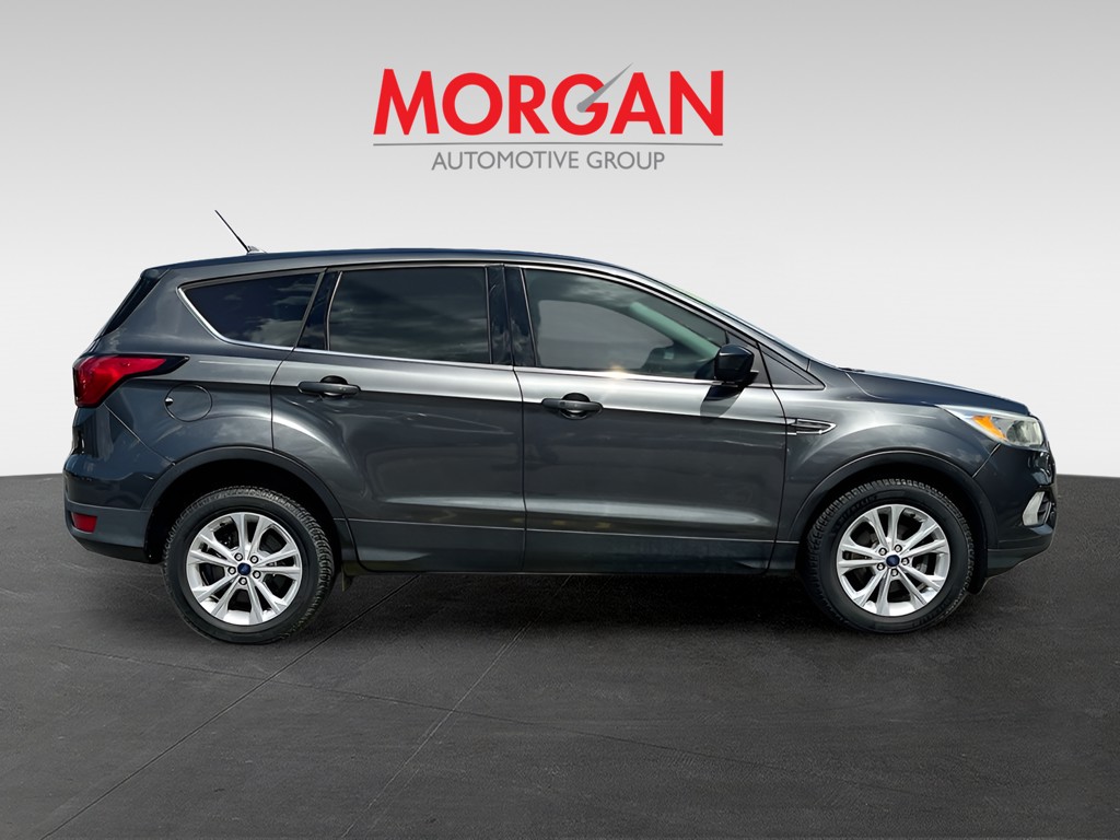 Used 2019 Gray Ford SE image 8
