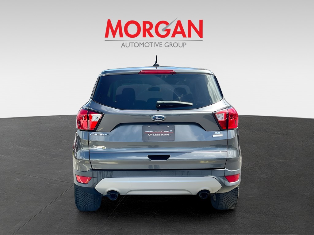 Used 2019 Gray Ford SE image 6