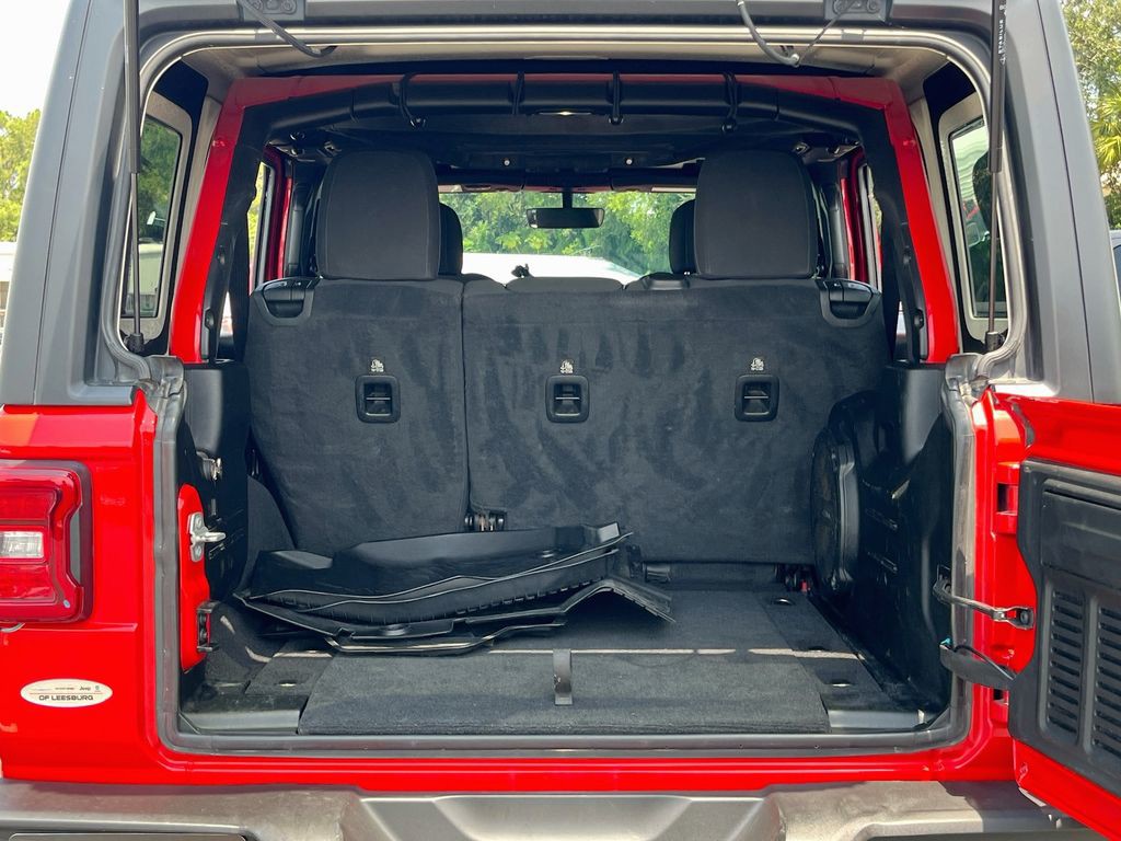 Used 2021 Red Jeep Unlimited Rubicon image 23