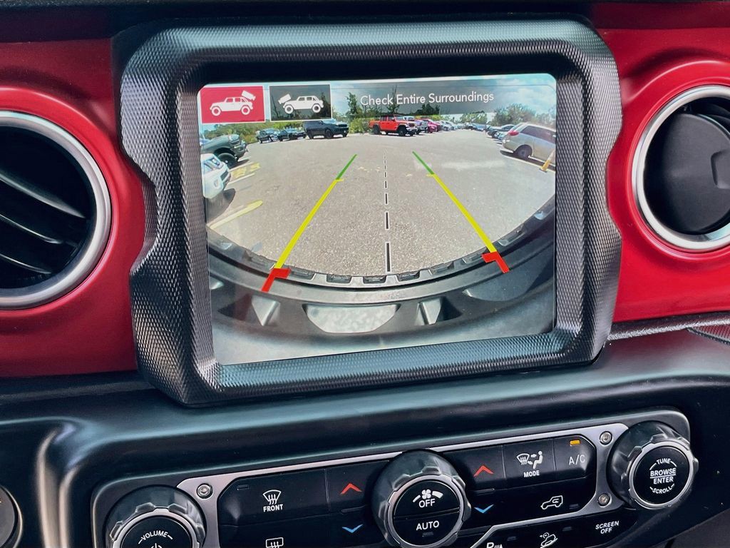Used 2021 Red Jeep Unlimited Rubicon image 13