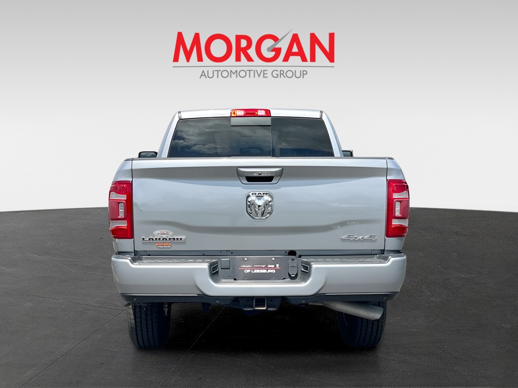 Used 2023 Silver Ram Laramie image 6